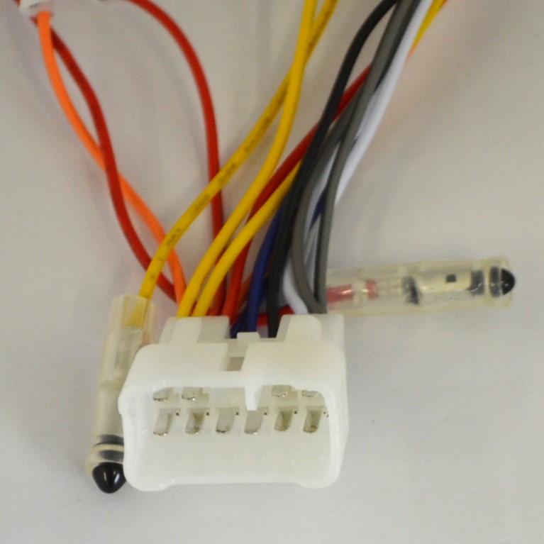 電源取り出しコネクター トヨタ 10P用　D10T | アークヒル | 02