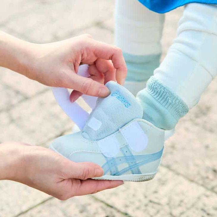 ASICS（アシックス） スクスク ベビー ファーストシューズ 11.5-13.5cm