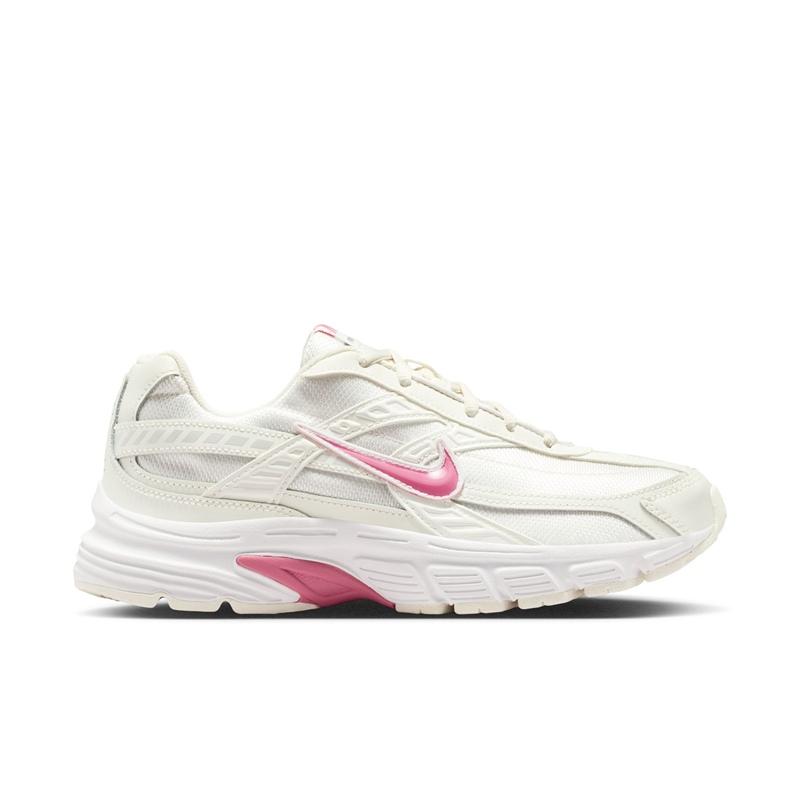 NIKE（ナイキ） ランニングシューズ レディース NIKE WMNS イニシ