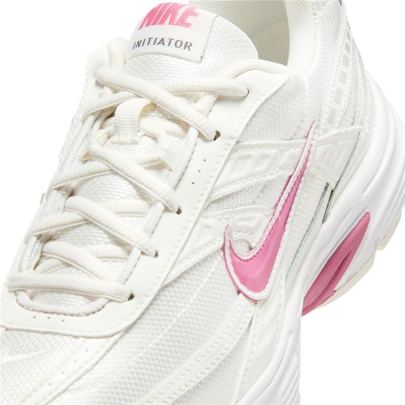 NIKE（ナイキ） ランニングシューズ レディース NIKE WMNS イニシ