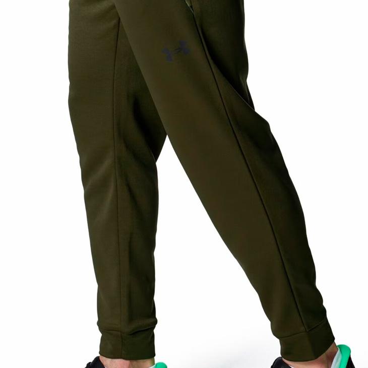 UNDER ARMOUR（アンダーアーマー） トレーニングウェア メンズ 上下