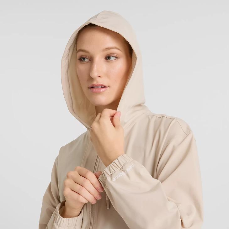 美品　ニューバランス レディース ウインドブレーカー 上下セット New Balance ニューバランス レディース ウインドブレーカー