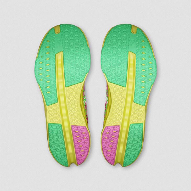 On オン ランニングシューズ レディース クラウドサーファー