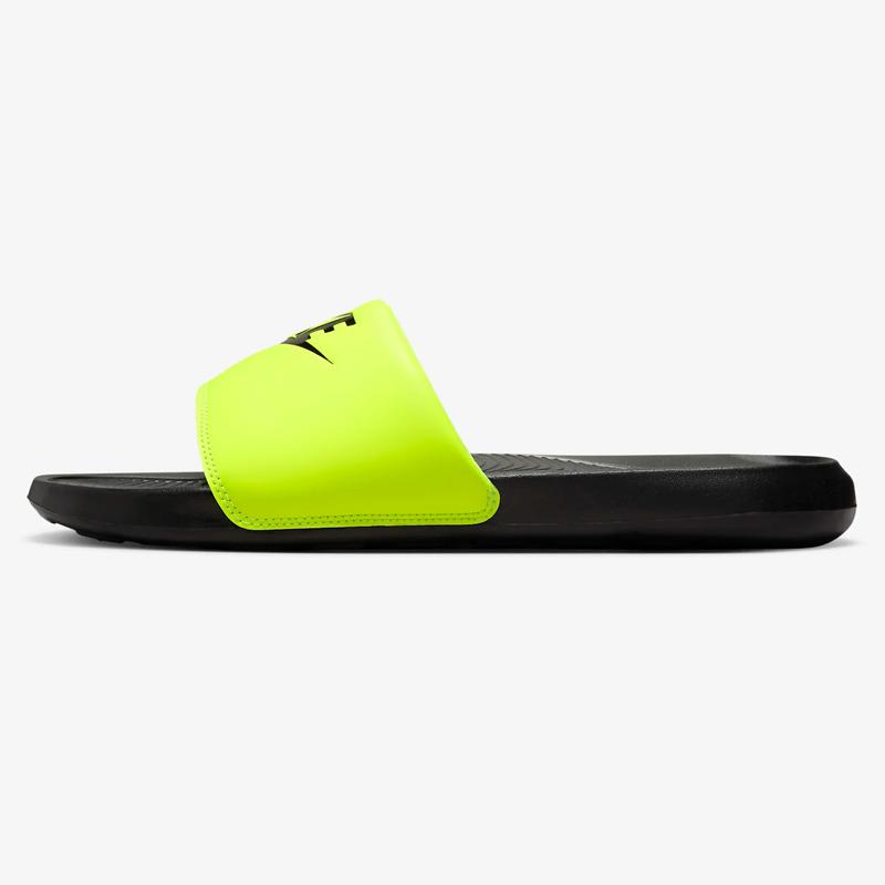 ☆早い者勝ち☆ ナイキ　ビクトリー ワン スライド CN9675-015 NIKE公式】ナイキ ビクトリー ワン メンズ スライド.オンライン