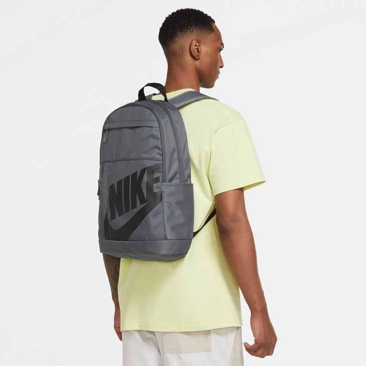 リュックサック バッグ メンズ レディース 鞄 ナイキ Nike エレメンタル バックパック スポーツ カジュアル デイパック ブラック 黒 普段使い Dd0559 068 Apworld 通販 Paypayモール