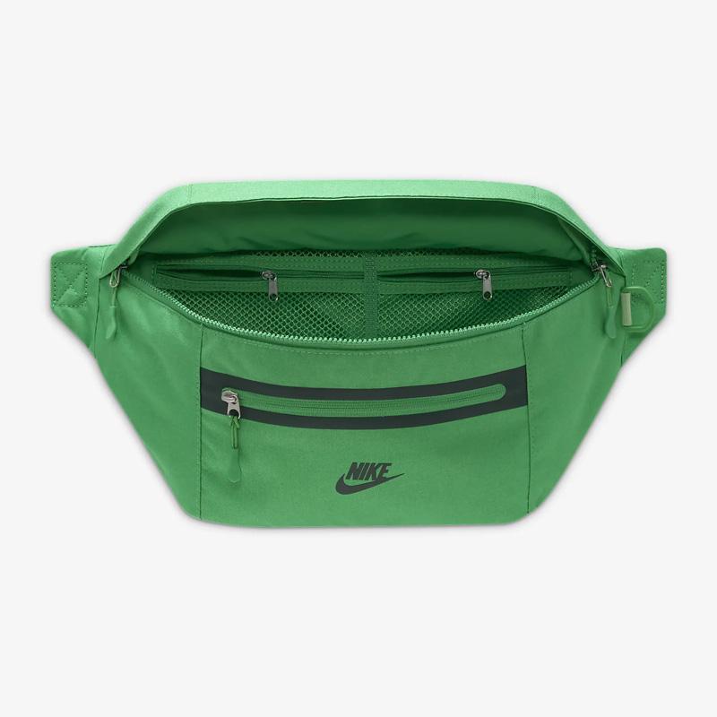 NIKE（ナイキ） ウエストバッグ 8L メンズ レディース かばん