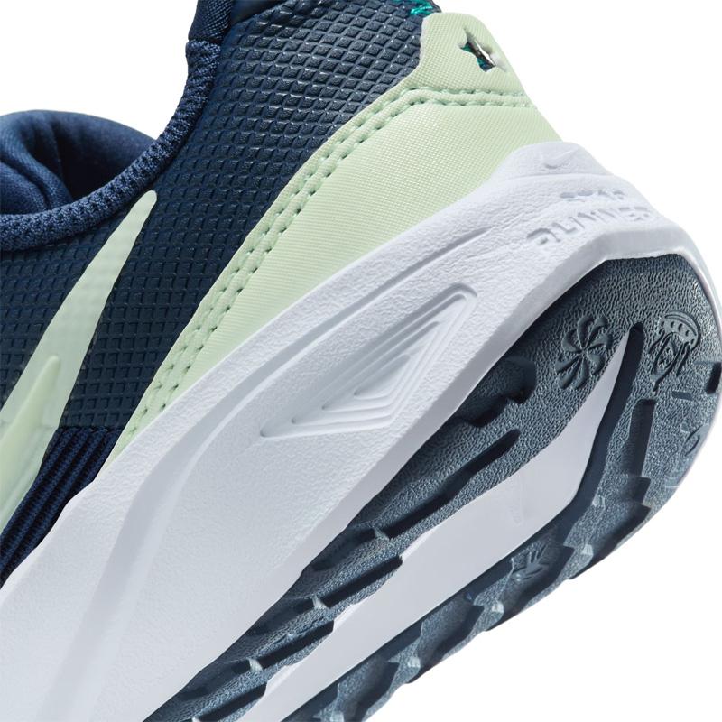 nike 22cm 新品未使用 NIKE ナイキ ジュニア スニーカー 子供靴 22.5-25cm ランニング