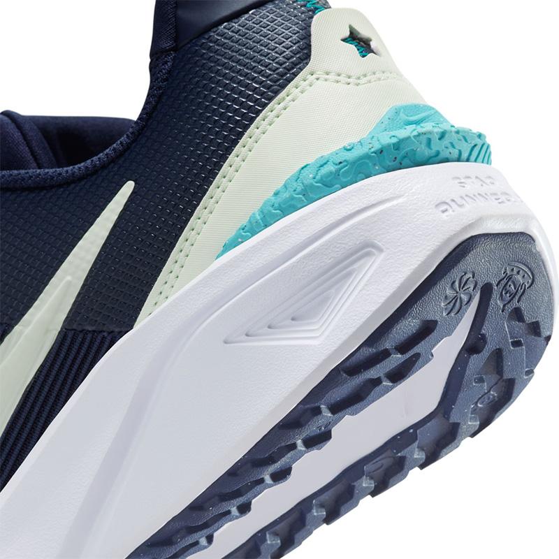 NIKE（ナイキ） ジュニア スニーカー 子供靴 22.5-25cm ひも靴