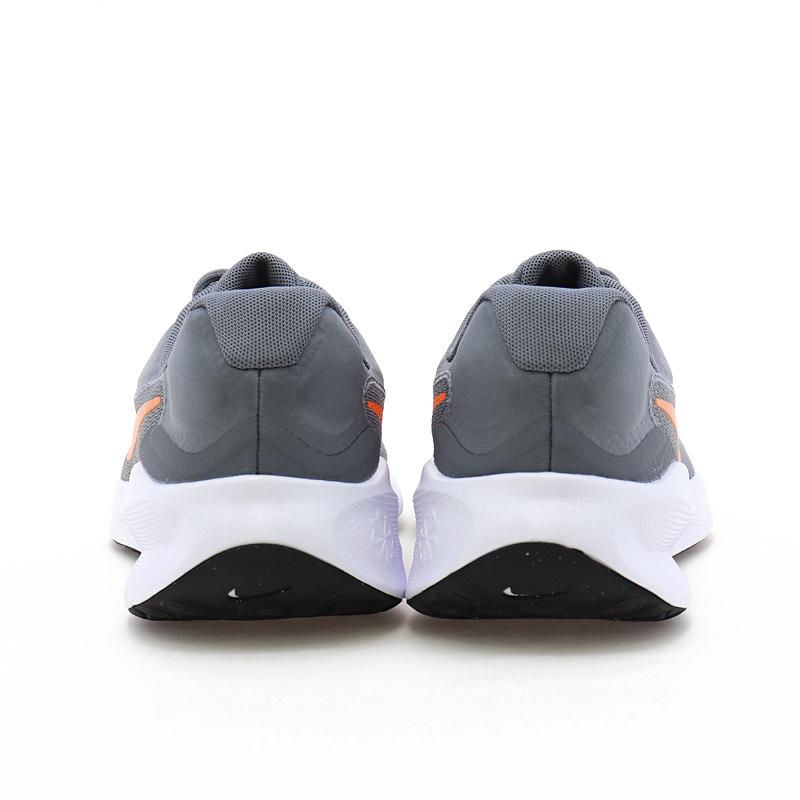 NIKE（ナイキ） ランニングシューズ メンズ レボリューション 7