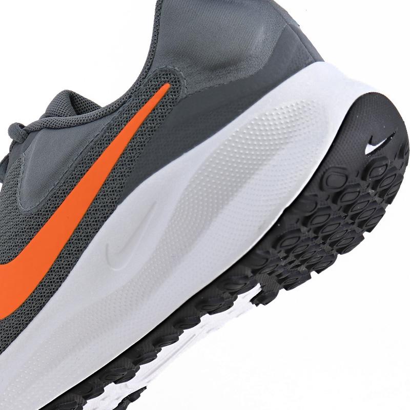 NIKE（ナイキ） ランニングシューズ メンズ レボリューション 7