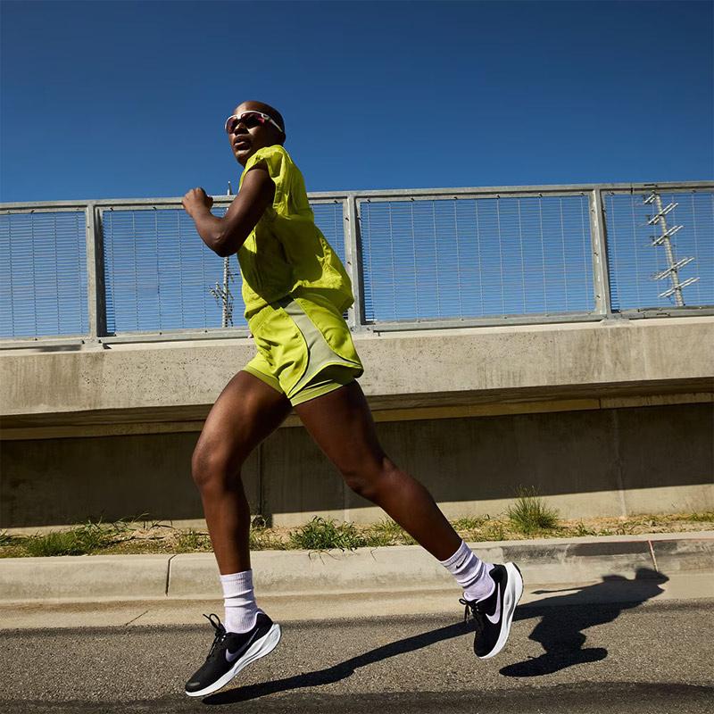 NIKE ナイキ ランニングシューズ レディース レボリューション 7 NIKE ナイキ ランニングシューズ レディース レボリューション 7