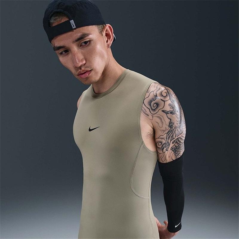 NIKE（ナイキ） ノースリーブシャツ タンクトップ メンズ プロ Dri-FIT