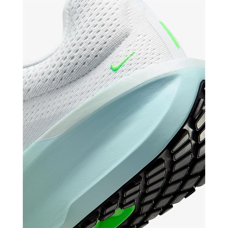 NIKE（ナイキ） ランニングシューズ メンズ エア ウィンフロー11