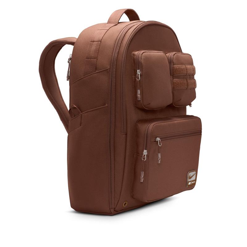 NIKE（ナイキ） リュックサック 約33L メンズ レディース