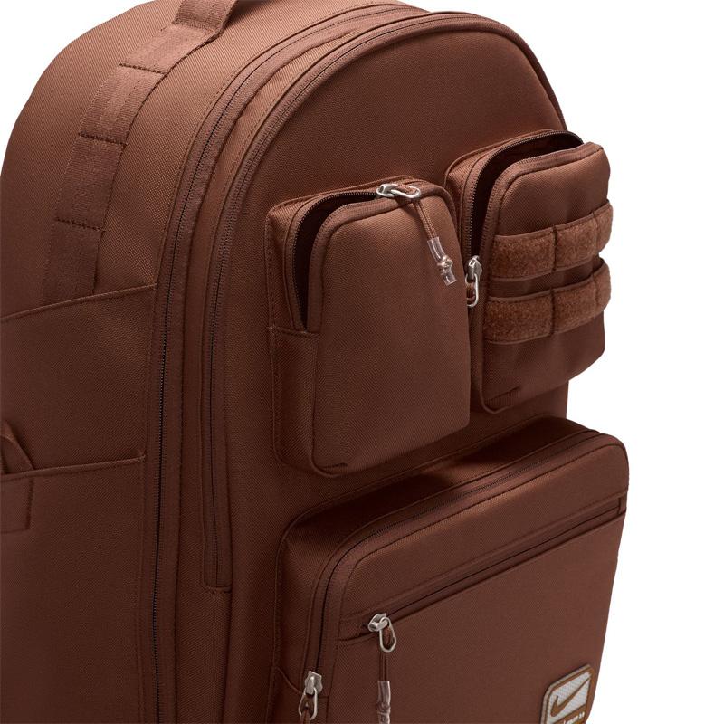 NIKE（ナイキ） リュックサック 約33L メンズ レディース