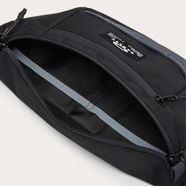 OAKLEY（オークリー） ウエストバッグ 6L メンズ レディース ウエスト 