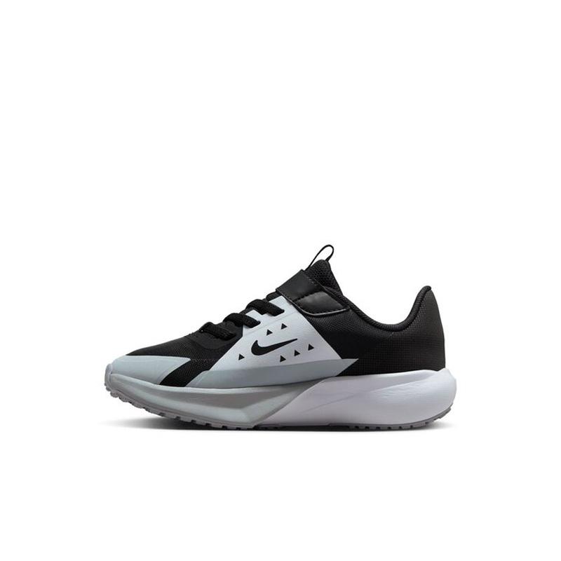NIKE（ナイキ） キッズ ジュニア ランニングシューズ スニーカー
