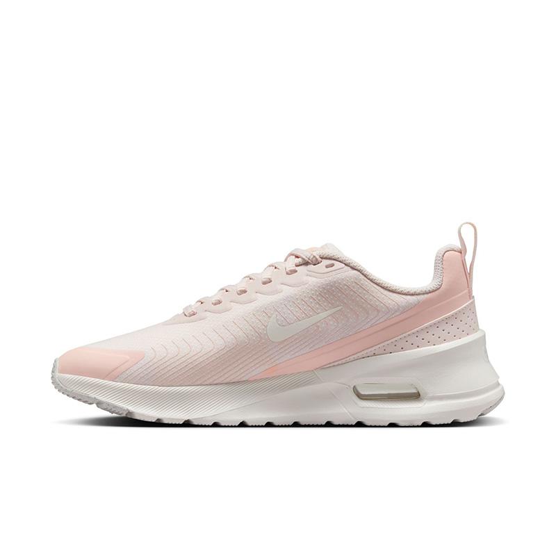 NIKE（ナイキ） スニーカー レディースシューズ エア マックス ニュ