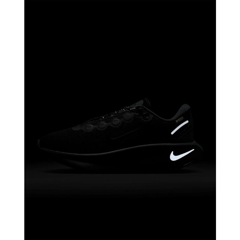 NIKE（ナイキ） 防水シューズ レディース スニーカー モティバ GORE