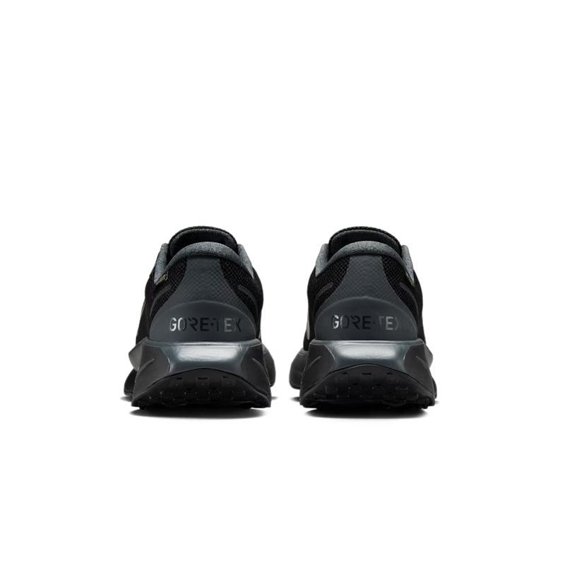 未使用級☆ナイキ モティバ GORE-TEX ウィメンズ 防水 黒 NIKE（ナイキ） 防水シューズ レディース スニーカー モティバ GORE
