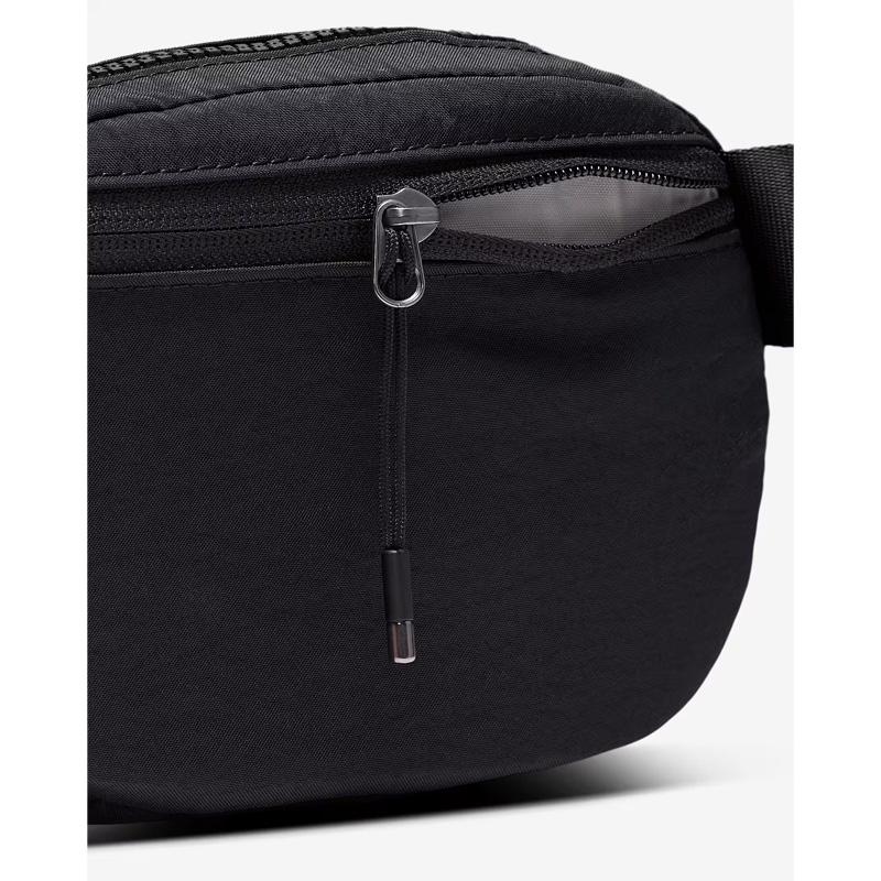 NIKE（ナイキ） ウエストバッグ 2L NIKE オーラ クロスボディバッグ