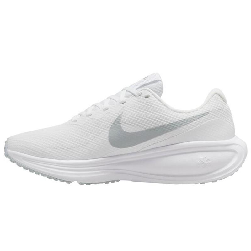 【最終値下げ】【急募】NIKE 女性用　白靴　23.5 定価9130円新品23 5cm ナイキ NIKE 白 クエスト 5 レディース