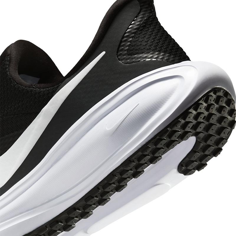 NIKE（ナイキ） 手を使わずにサッと履ける ランニングシューズ