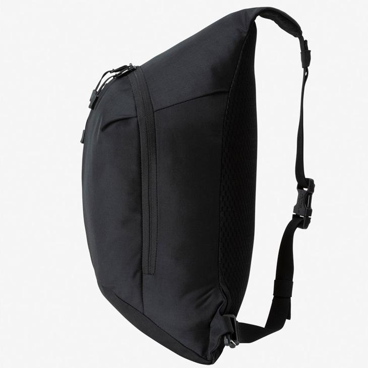 HELLY HANSEN ヘリーハンセン ボディバッグ 10L メンズ