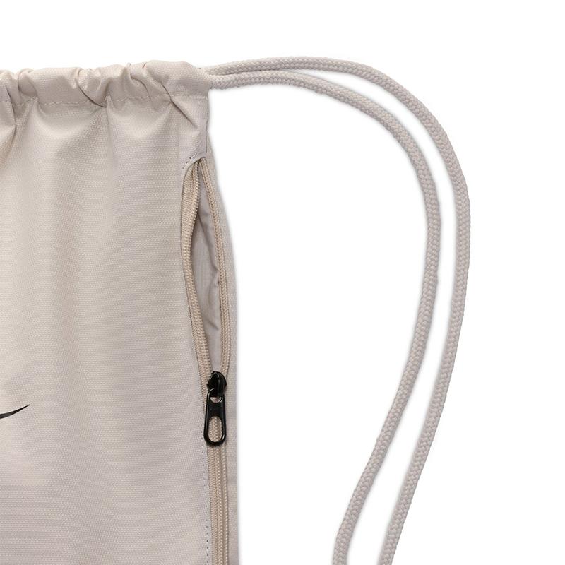 NIKE（ナイキ） ナップサック 18L ジムサック ブラジリア ドローコード