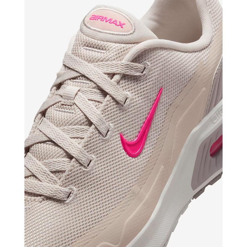 NIKE（ナイキ） スニーカー レディースシューズ エア マックス ビア