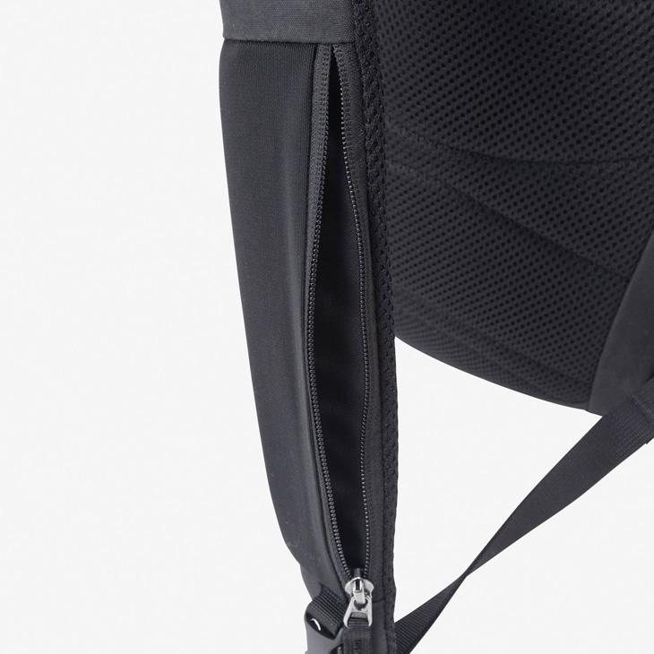 クエストスリングmacpacショルダーバッグ MM725111 12L ブラック macpac マックパック クエストスリング MM72511 K ブラック 2025