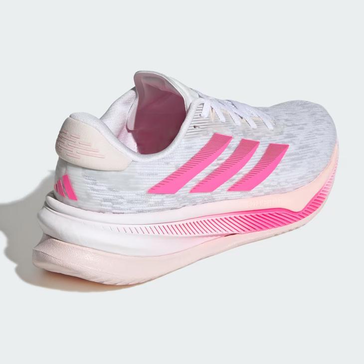 アディダス　レディース　　　　　　　ランニングシューズ Supernova+ adidas（アディダス） ランニングシューズ レディース SUPERNOVA