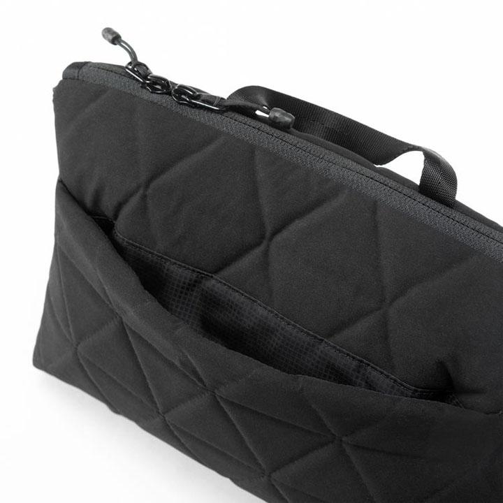 ザ・ノース・フェイス キャリングバッグ 2L THE NORTH FACE ジオフェイスポーチ｜PC周辺機器 PCアクセサリー 収納バッグ ショルダーバッグ 手持ち /NM32356 | THE NORTH FACE | 05