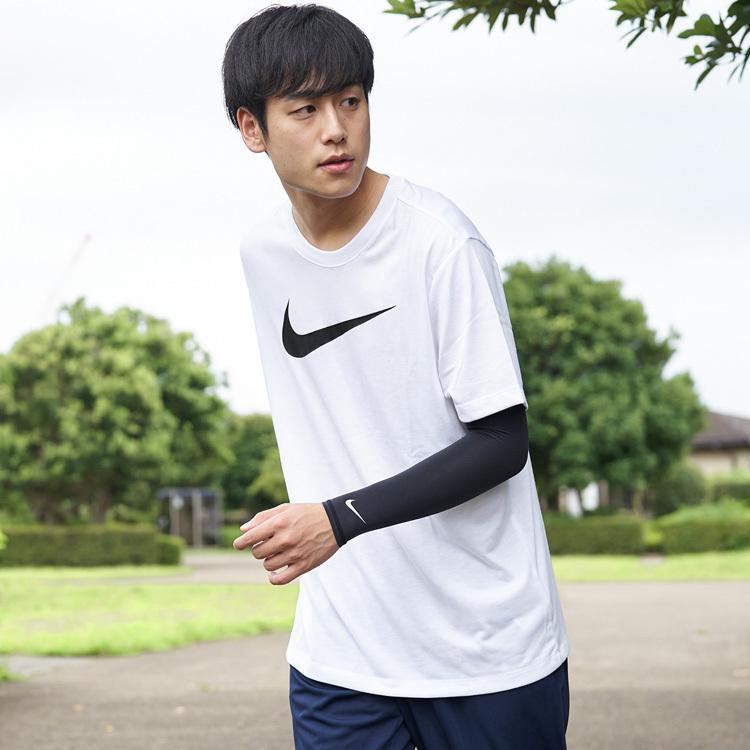 【NIKEプロ】ロングスリーブ　薄手ランニングジャケット NIKEプロ】ロングスリーブ 薄手ランニングジャケット 楽天市場