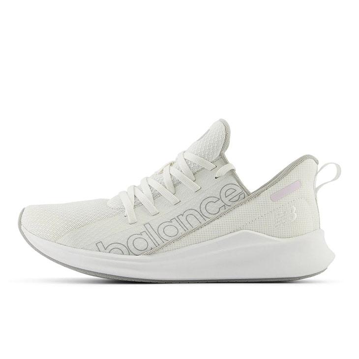 New Balance トレーニングシューズ ホワイト New Balance（ニューバランス） フィットネスシューズ D幅 レディース