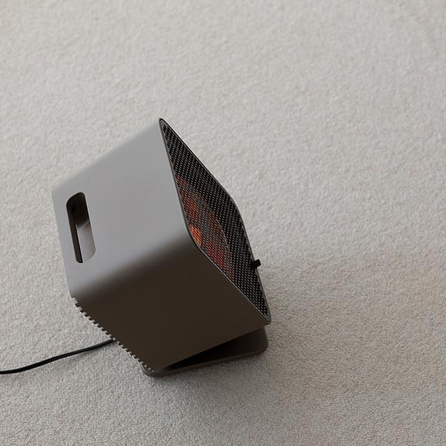 0（プラスマイナスゼロ） ヒーター 足元 省エネ 電気ストーブ 遠赤外線