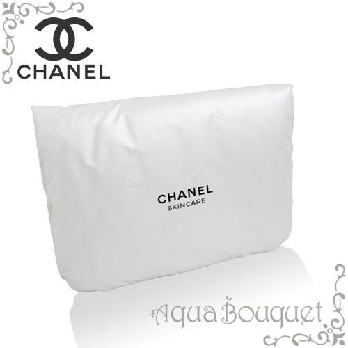 【新品・未使用】CHANELノベルティポーチ、バッグ♡ パール【希少】 CHANEL（シャネル） ノベルティ ポーチ ポーチ パールホワイト(中