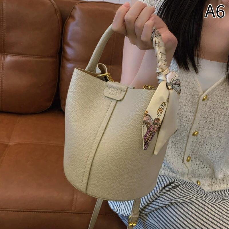 爆買い バッグインバッグ付 本革 キューブバッグ キューブ型バッグ