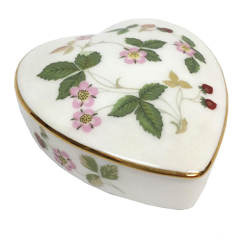 WEDGWOOD ウェッジウッド ワイルドストロベリー ハートボックス WEDGWOOD ウェッジウッド ワイルドストロベリー ハートボックス