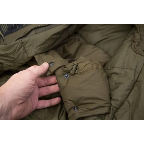 シュラフ 寝袋 冬用 マミー型 カリンシア Carinthia Defence 6 シュラフ 寝袋 冬用 マミー型 カリンシア Carinthia Defence 6