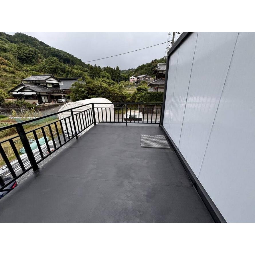ユニットハウス プレハブ 3連棟 車庫 事務所 店舗 連結可能 屋上デッキ 