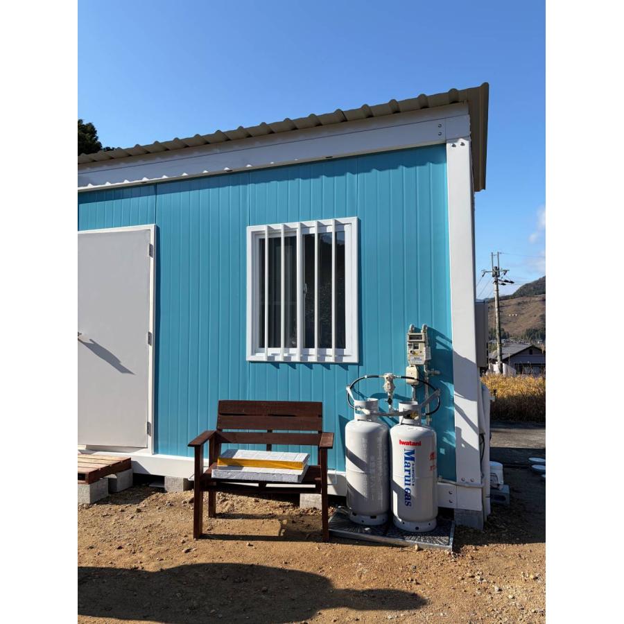 プレハブハウス　現場事務所　作業スペース　趣味の部屋 プレハブ ユニットハウス 趣味部屋 倉庫物置 喫煙所 事務所 休憩室
