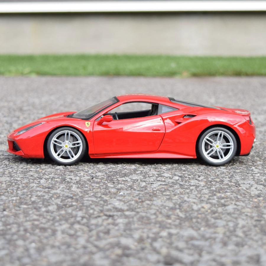 フェラーリ Ferrari 488GTB ダイキャストモデル モーターサイクル