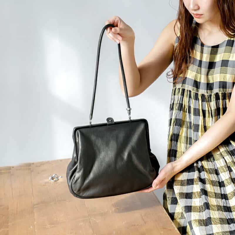 ☆】【30%OFF】CHRISTIAN PEAU クリスチャン ポー クリスチャンポー カウレザー GM ワンショルダーバッグ 06444-2cp : 06444-2cp : aranciato ヤフー店 - 通販 - Yahoo!ショッピング ☆】【30%OFF】CHRISTIAN PEAU クリスチャン ポー クリスチャンポー カウレザー GM ワンショルダーバッグ 06444-2cp : 06444-2cp : aranciato ヤフー店 - 通販 - Yahoo!ショッピング