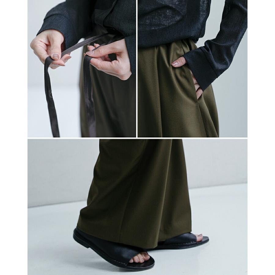【未使用タグ付】mizuiro ind ガウチョパンツ　ブラック　サイズ2 mizuiroind（ミズイロインド） パンツ サテン カーゴパンツ レディース