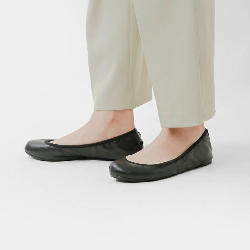 ラッピング不可 Butterfly Twists バタフライツイスト フォルダブルフラットシューズ Sophia b4 950円 Aynaelda Com