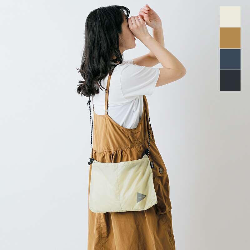 and wander アンドワンダー wanderシル サコッシュ sil sacoche