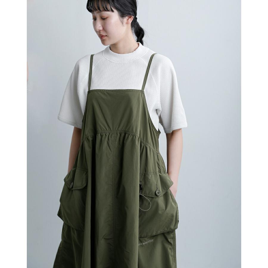 アンドワンダー and wander  撥水 オーバーサイズ カーゴドレス oversized cargo dress 574-6183091 レディース  春夏 2026ss新作の画像