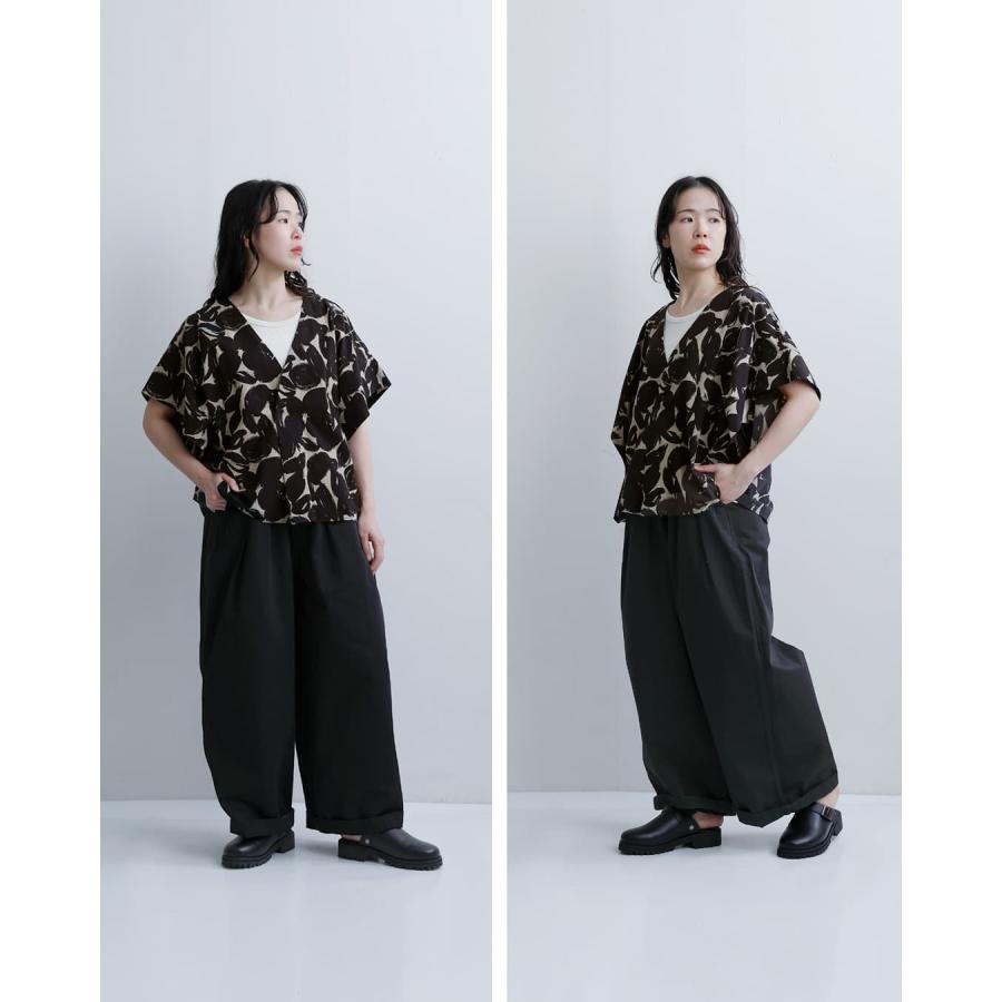 SAC ハバーサック HAVERSACK ブラッシュドフラワープリント Vネック