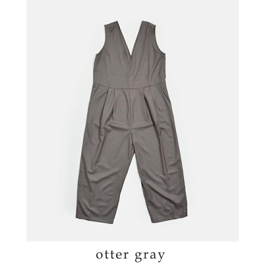 evam eva（エヴァムエヴァ） ウール Vネック オールインワン e261t016